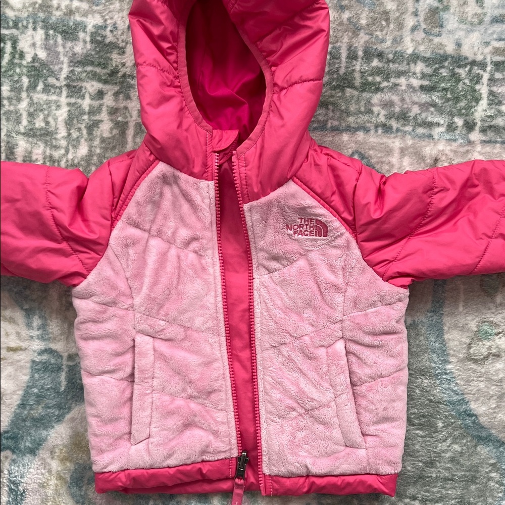 The North Face Reversable Fuzzy Pink Toddler Jacket 2T - Picture 8 of 8